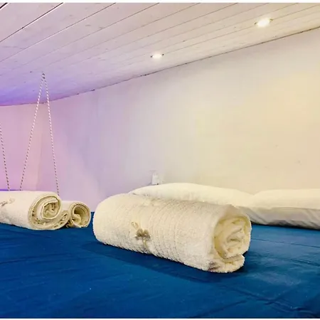 Aria Condizionata, Loft A 13' Dal Duomo Con Ampio Balcone Wifi E Netflix ミラノ
